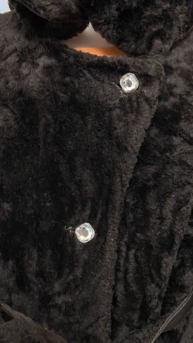 Продаю мотоновую шубу