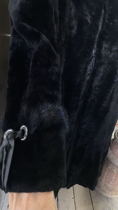 Мутоновая шуба, 10 тысяч