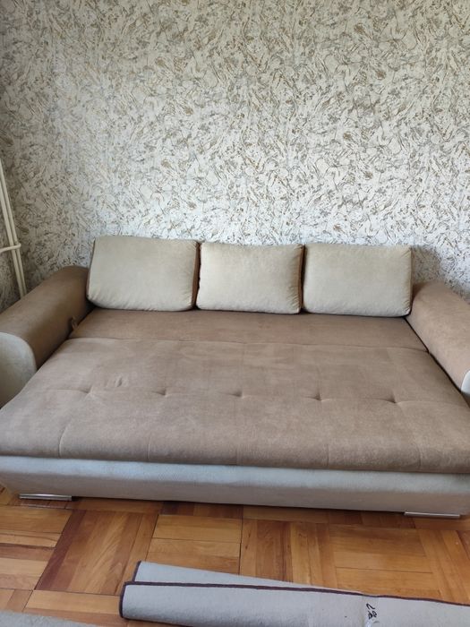 Vând canapea extensibila