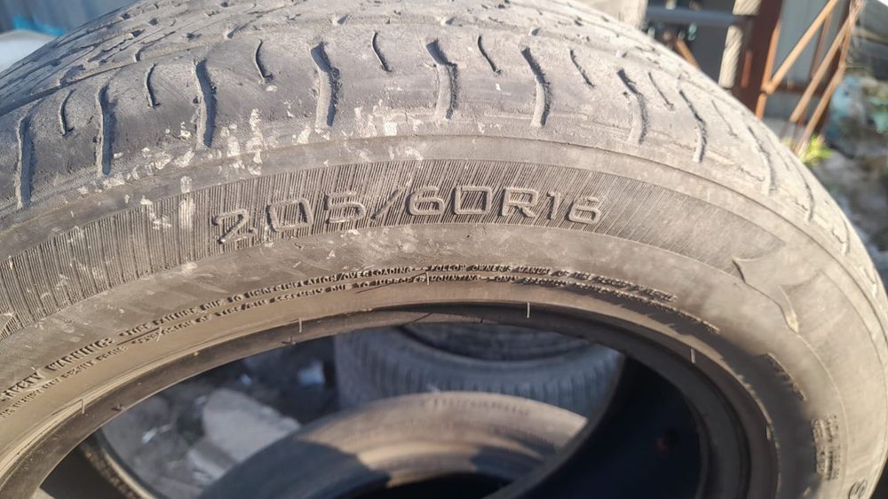 Продам шины 205/60R16