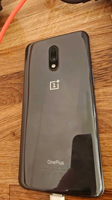OnePlus 7 – 6 GB RAM / 128 GB stocare