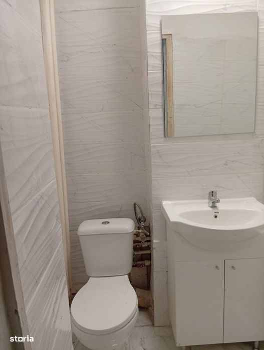 Direct proprietar vand apartament 2 camere , Aleea Lamotesti ,Berceni!