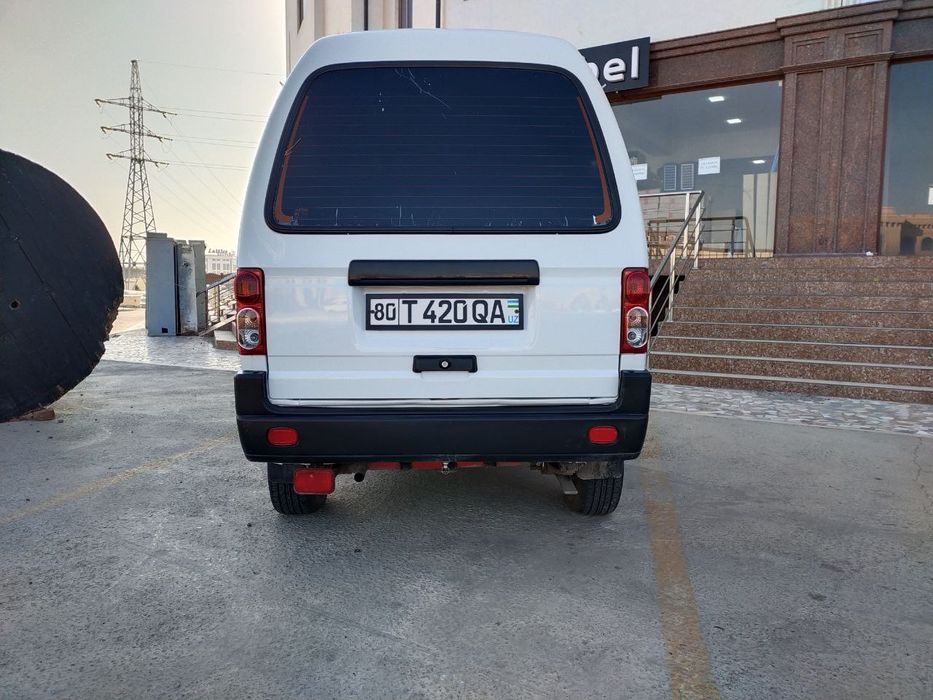 Damas sotiladi. Yili 2021. Metanda.