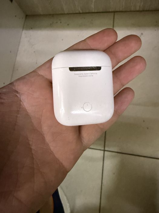 airpods original 100%