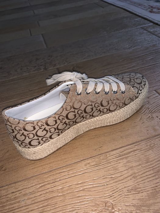 Pantofi Guess dama