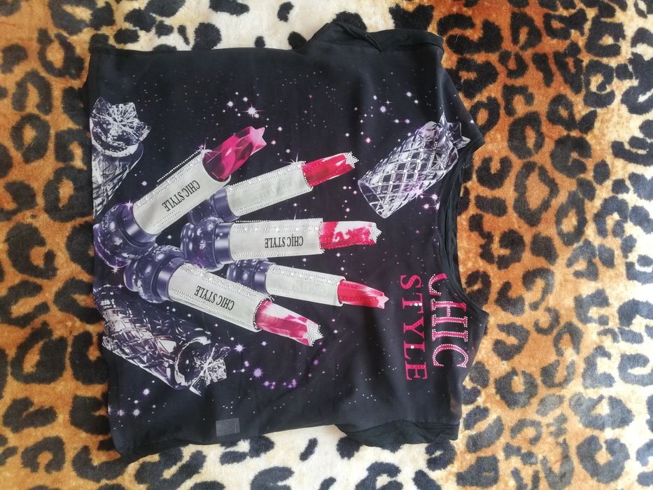 Дамски лятни блузки.