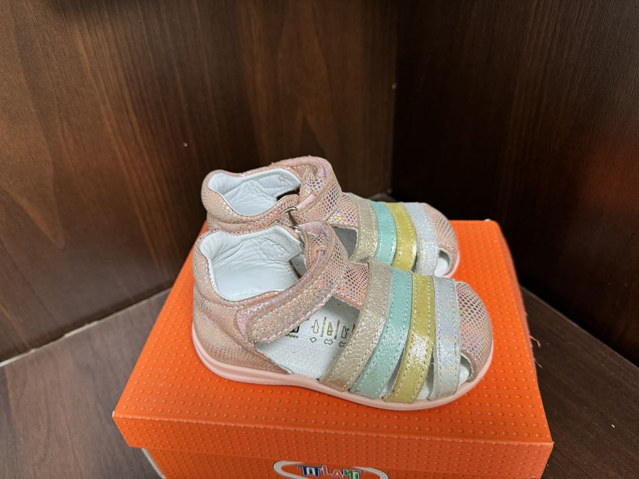 Сандали Tiflani 20 размер