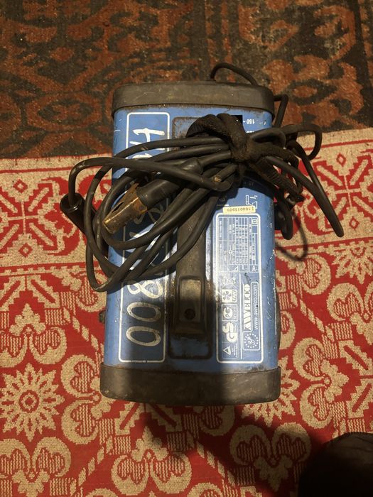 Електрожен Awelco Hobby 1800/150A