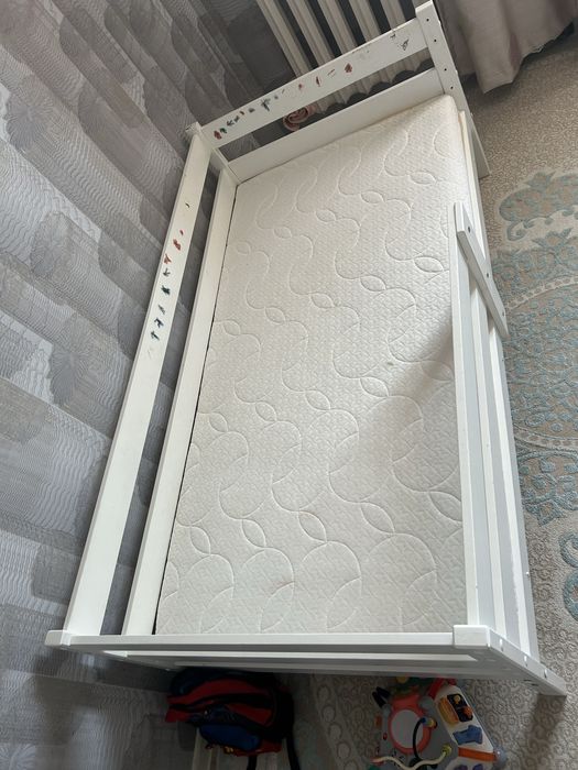 Продам детскую кровать