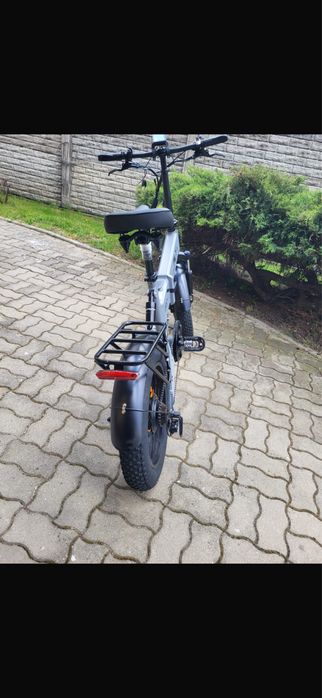 Bicicleta electrica noua