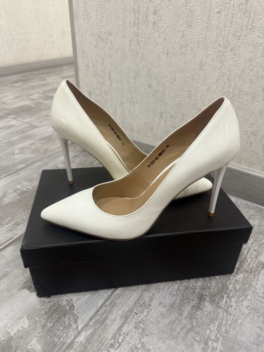 Продам новые туфли