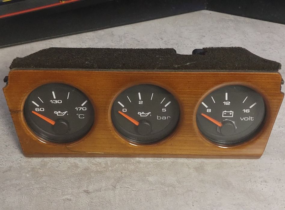 Продам Доп приборы Ауди