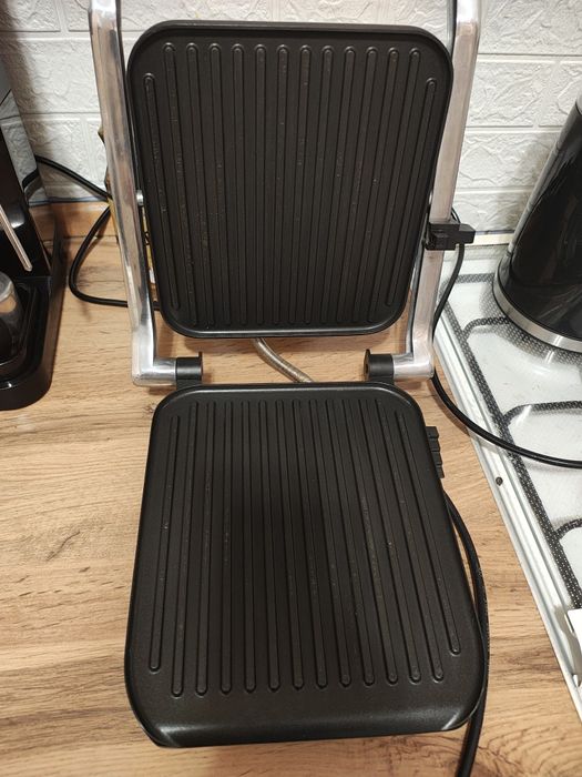 Грильница polaris