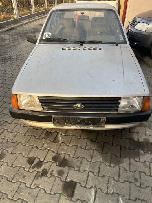 Vand ford escort