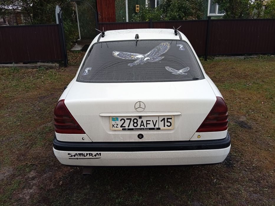Продам мэрс 180с