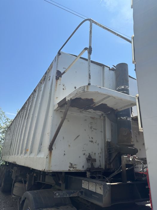 Se Vinde/Schimba Semiremorca