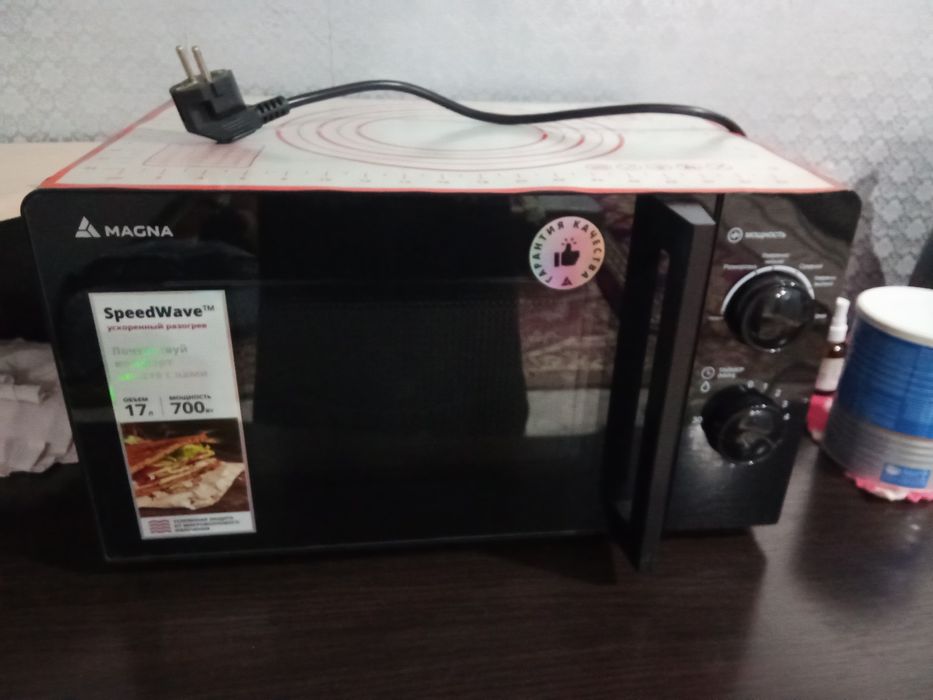 Продам мекравалновую печь.