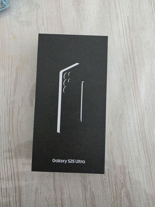 Продам самсунг S25 ULTRA