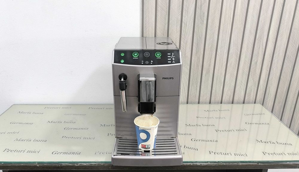 Espressor Automat Philips Seria 2000 HD8821, 1850W, Cafea Boabe, Perfect Functional