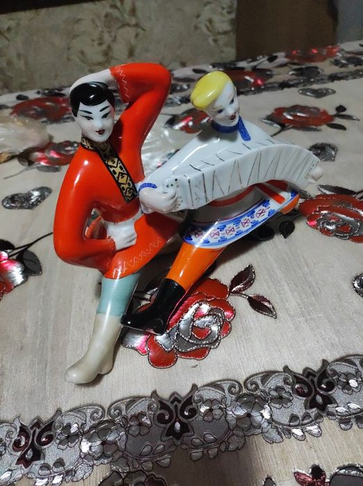 Статуэтка Русский перепляс, СССР, фарфор