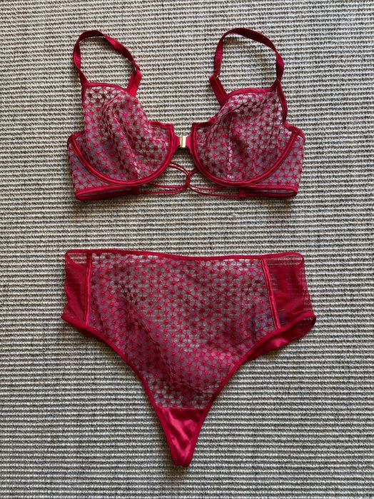 Сутиени на Victoria’s Secrets,SKIMS