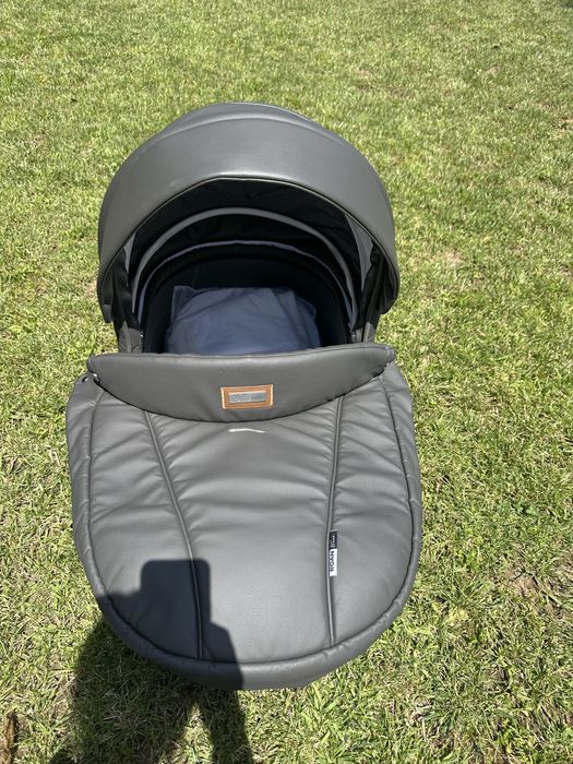 Бебешка количка Roan bass soft