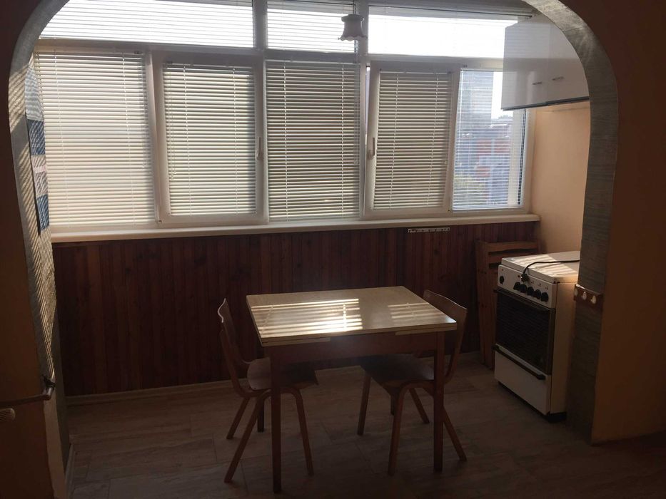 Продава се Двустаен апартамент в Плевен, Идеален център - 44 кв.м за 1403 €/кв.м - Снимка #1