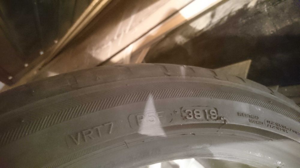 Anvelope Bridgestone 225 40 18