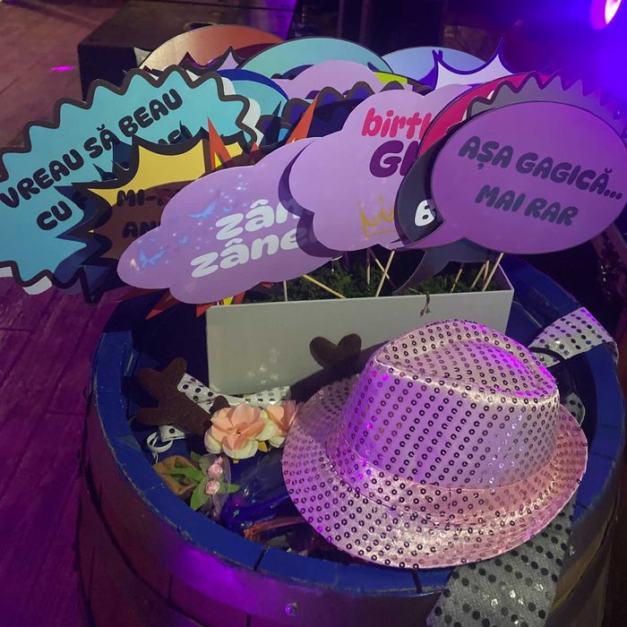 Oglindă Foto Magică & Cabină Foto - Închirieri pentru Nunți/Evenimente