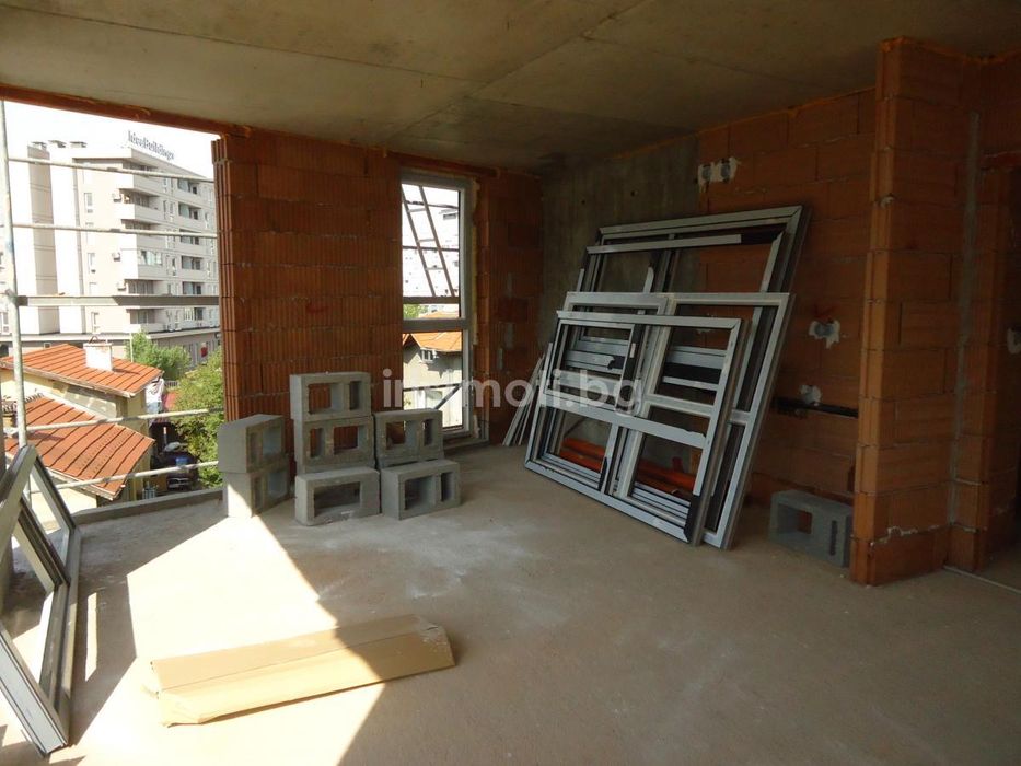 Продава се Тристаен апартамент в София, Овча купел - 128 кв.м за 1453 €/кв.м - Снимка #1