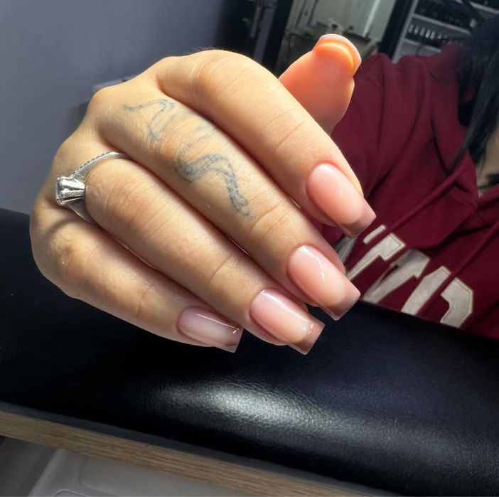 Маникюр, на дому