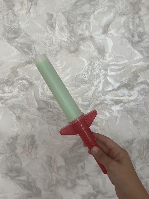 Продам светящийся складной меч