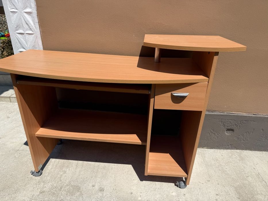 Birou multifuncțional!
