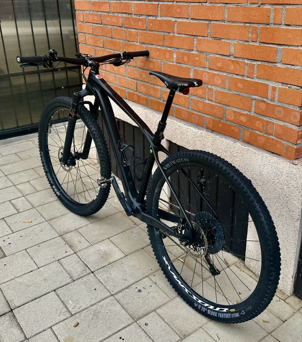 Bicicleta Carbon // Rock shox SID//11,8 kg