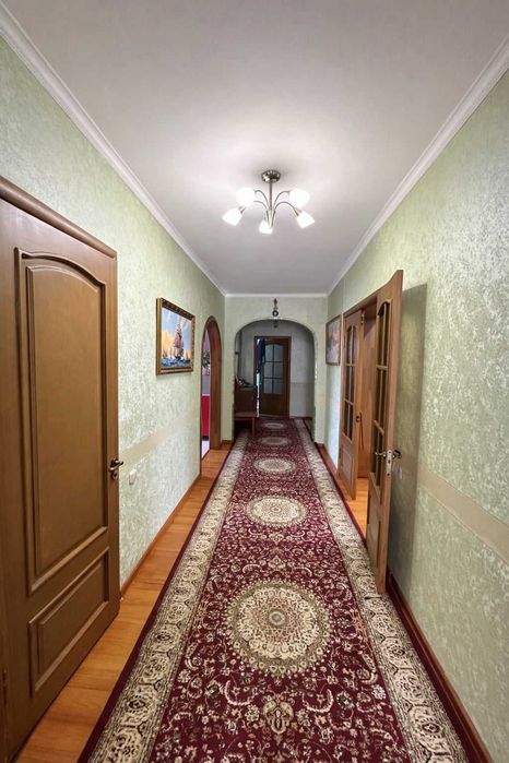 Продам дом в районе КСК