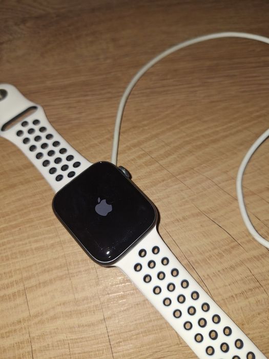 Apple Watch 4 44mm Space Gray