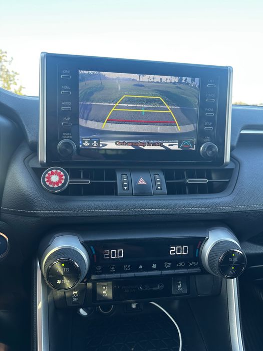 Rav4 2021 hybrid primul proprietar.