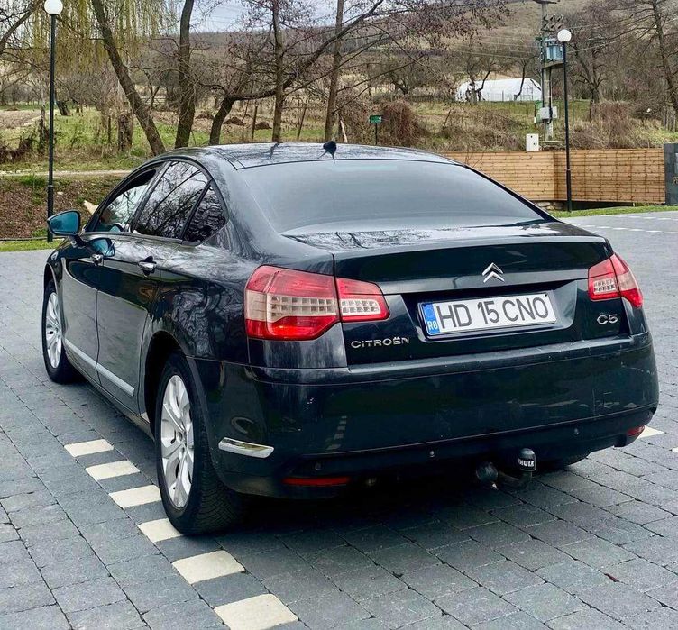 De vânzare  Citroen c5 sau schimb mașina familie