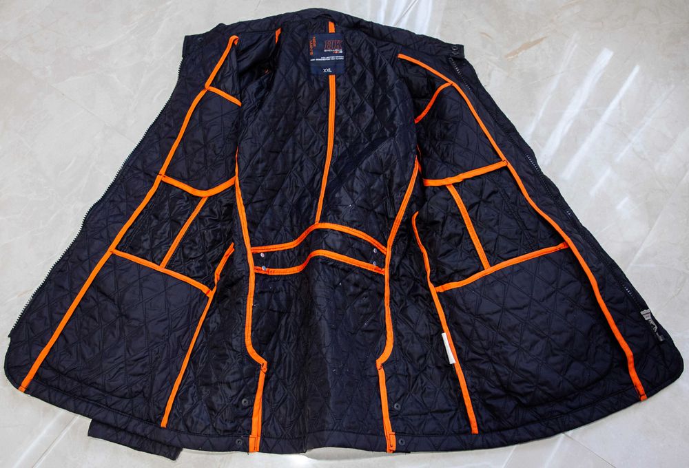 Елегантно черно яке тип сако