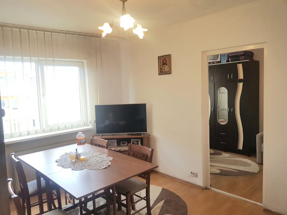 Inchiriez apartament pe termen lung