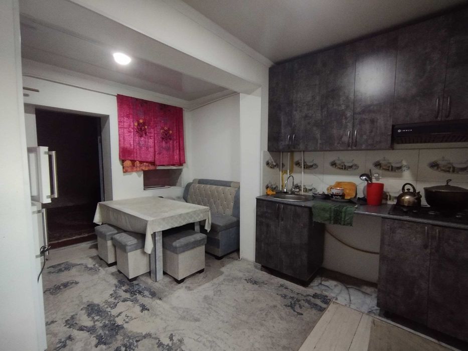 Mirobod tumanida 2 xonali uy oilaga ijaraga beriladi