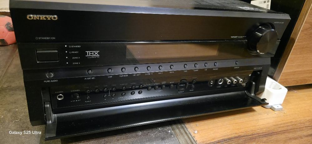 Ресийвър Onkyo TX-SR875 Много мощен