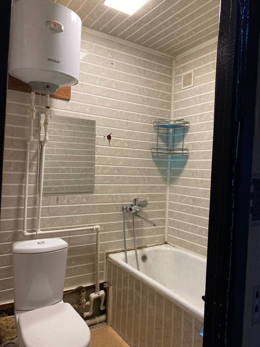Срочно! 1-комнатная квартира, Чирчик 8 мкр, 1 этаж, 32м², отличная лок