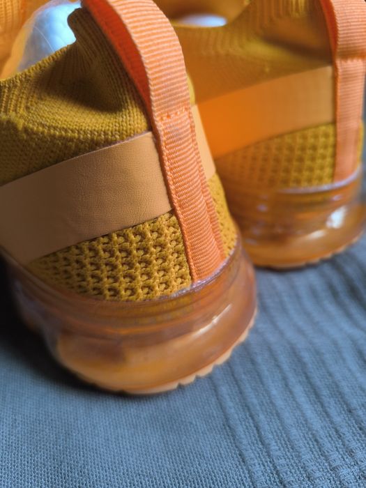 Продам супер Красовки