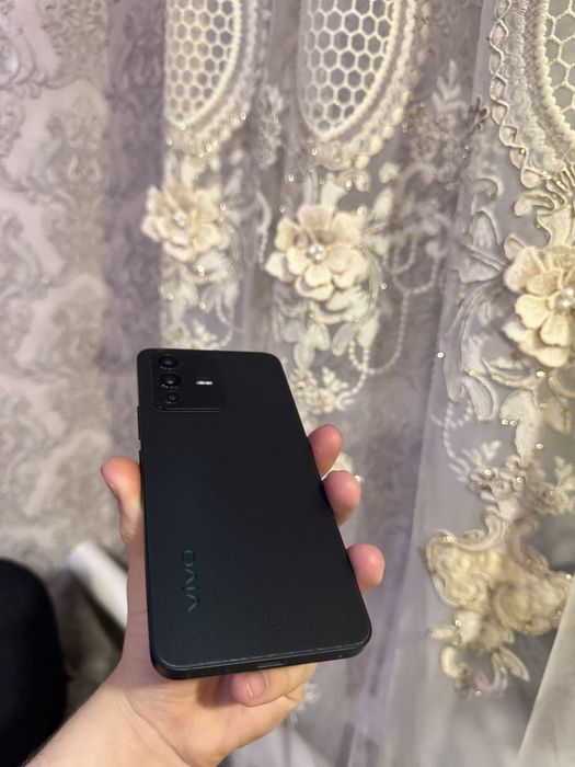 Телефон Vivo V23 5G