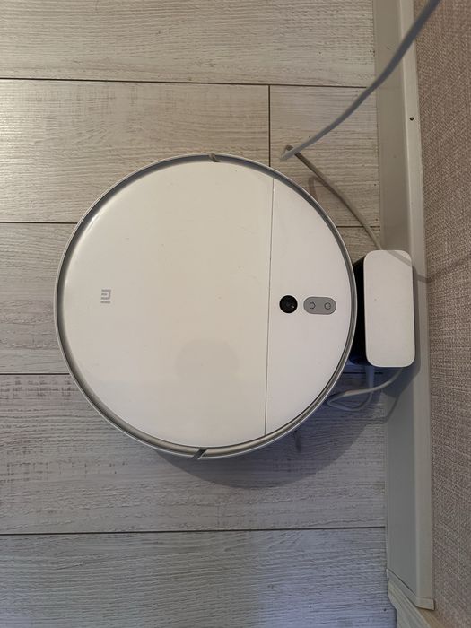 Продам Срочно робот пылесос Xiaomi