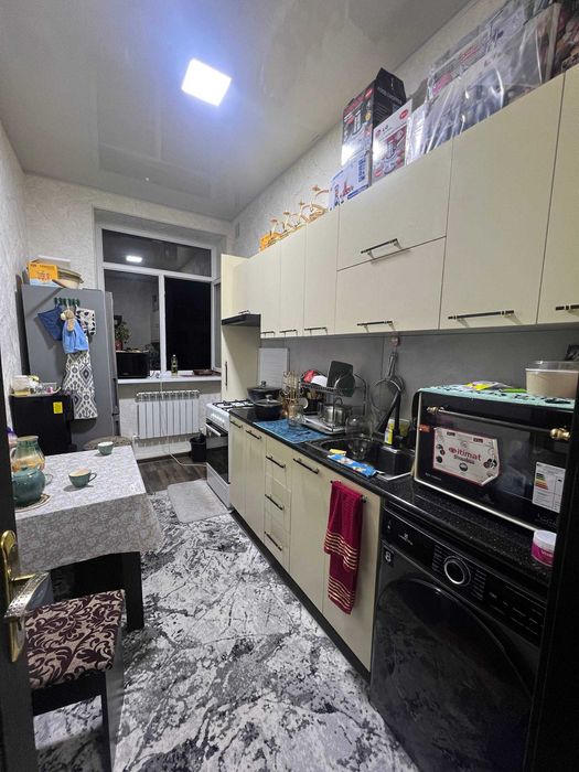 Мирзо Улуғбек туманида шинам 2 хонали квартира сотилади/2-ком кв