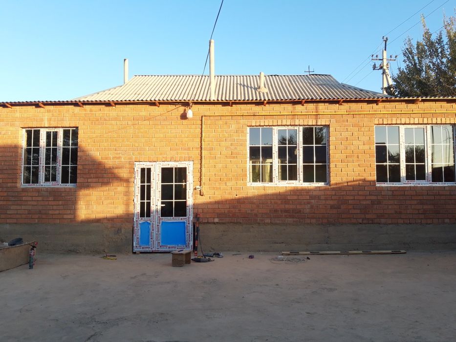 Витражи перегородки окна двери.