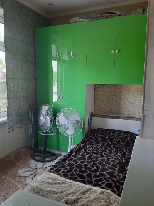 Сдам 3 ком квартиру на 3 этаже кирпичного дома