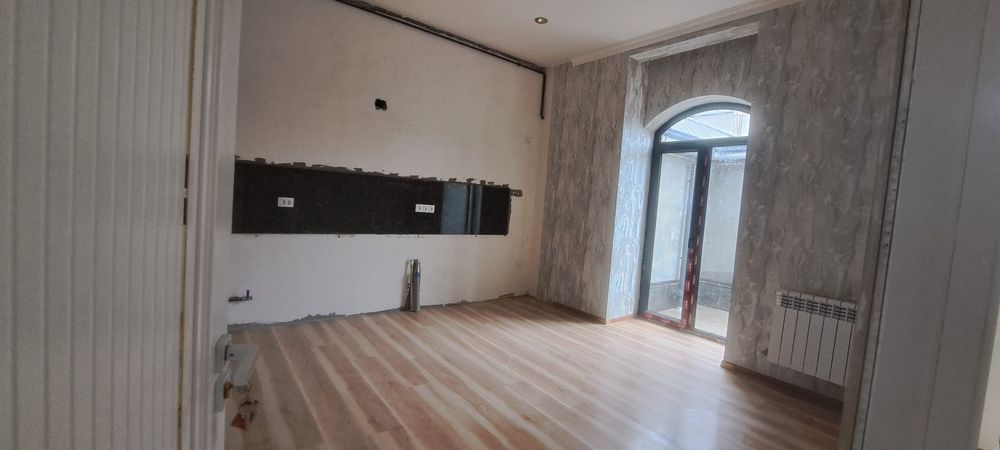 2сотик 5та хона +хол